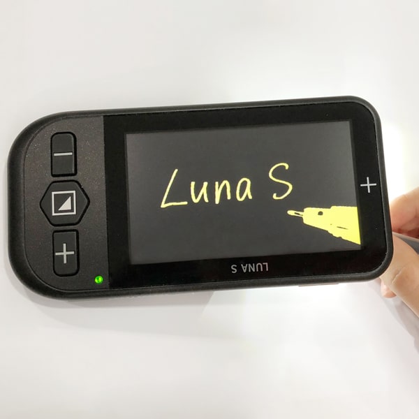 electronic video magnifier luna s for low vision 1 min
