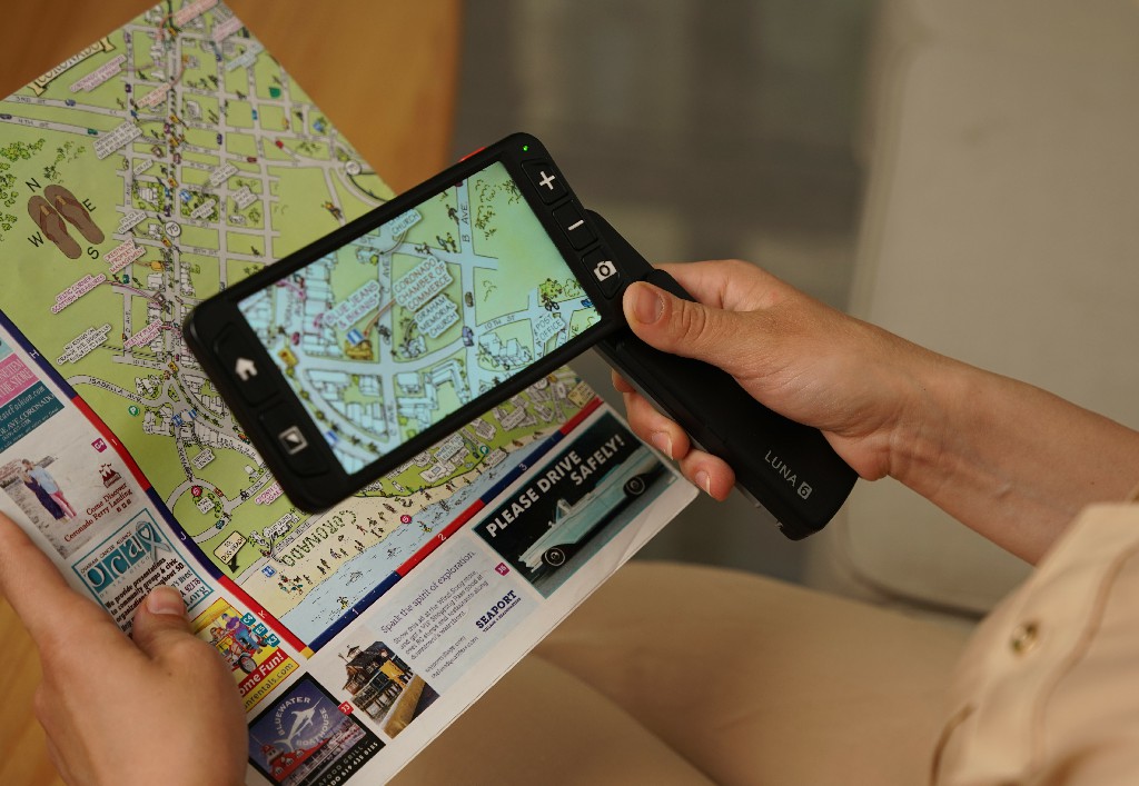 visual aids help visually impaired people with daily tasks